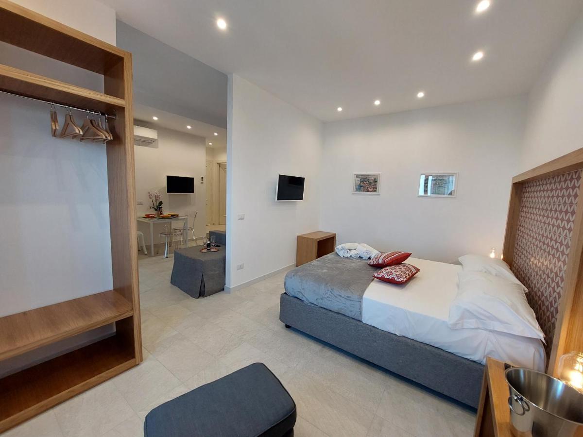 Mistral Luxury Suites Сорренто Екстер'єр фото
