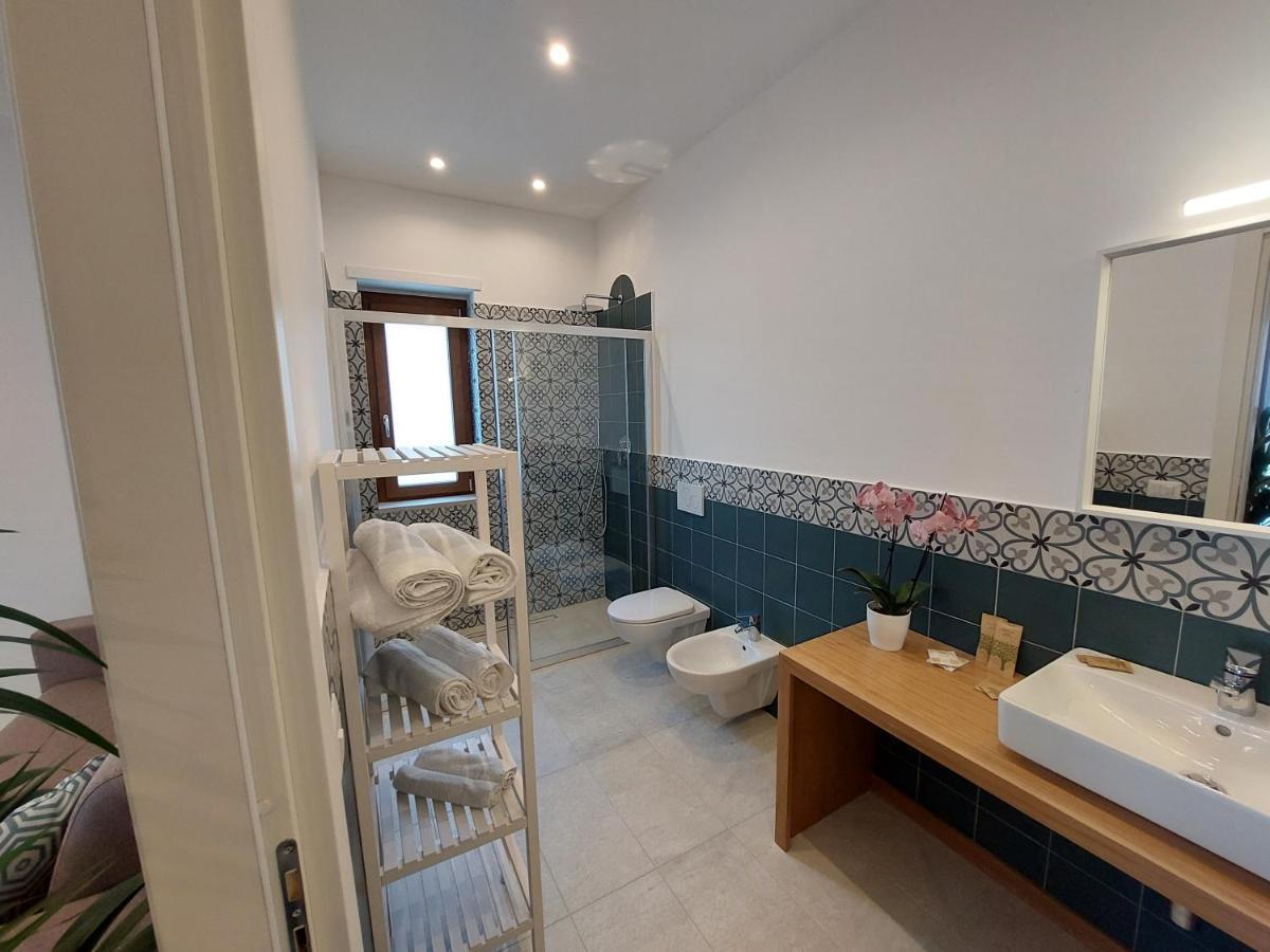 Mistral Luxury Suites Сорренто Екстер'єр фото
